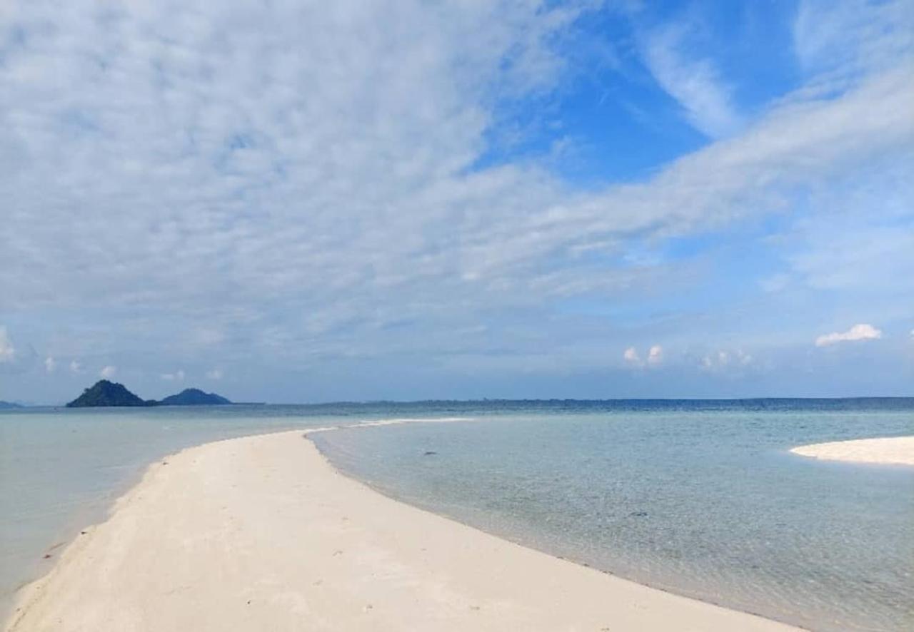 Santiri Island Resort Semporna Exterior foto
